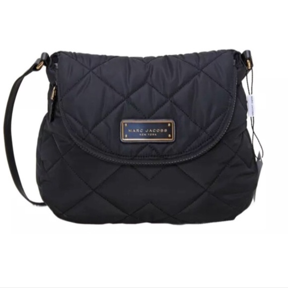 Marc Jacobs Handbags - 🎉HP🎉MARC JACOBS Quilted Nylon Crossbody Bag